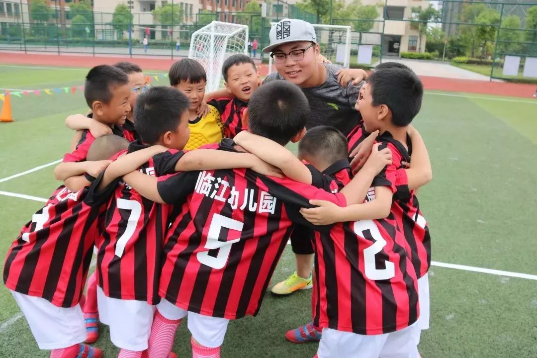 钱塘新区前进足球场,杭州钱塘新区前进5人足球场