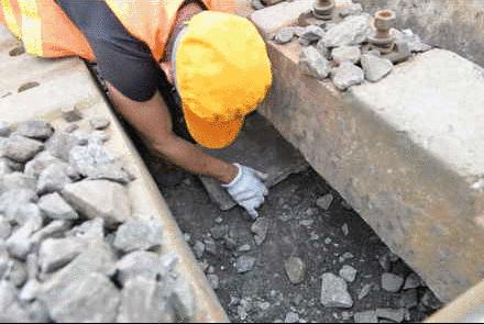 给高铁洗澡一共需要几步,给机车洗澡需要关注什么