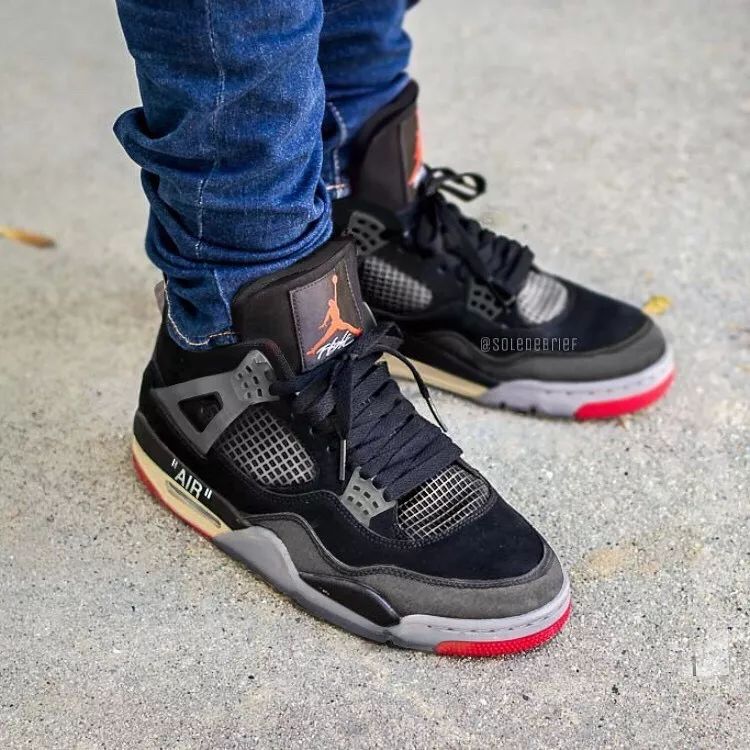 他们与买鞋欲望对抗时，资金转移、互设密码、攒钱冲Ye等招数都失败了