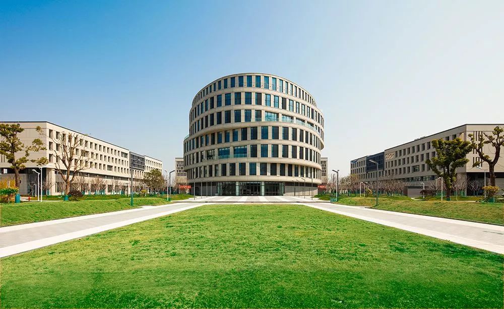 欢迎乘坐时光机！这里是上海大学宝山校区