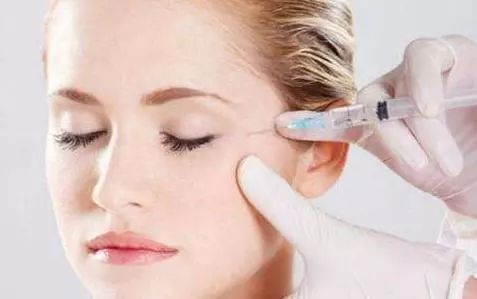 微信朋友圈售卖物品违法吗,警方提醒这些东西慎用