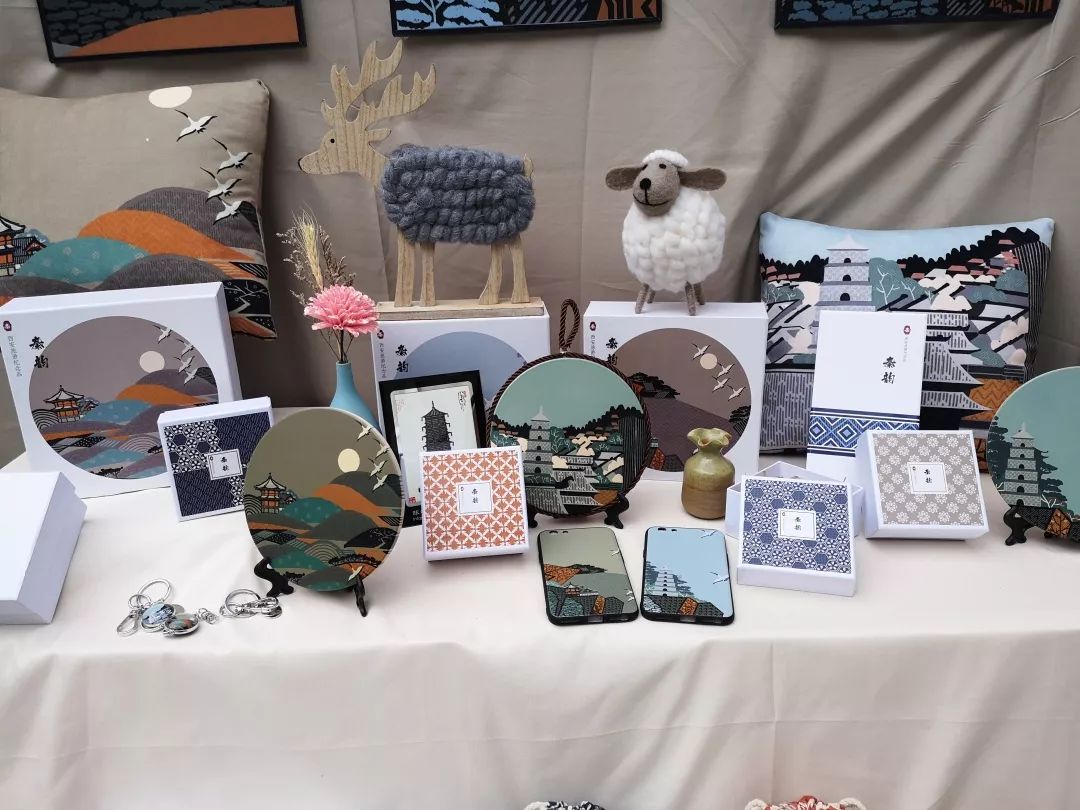 艺术系教学,创新艺术系