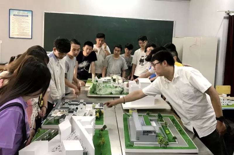 艺术系教学,创新艺术系