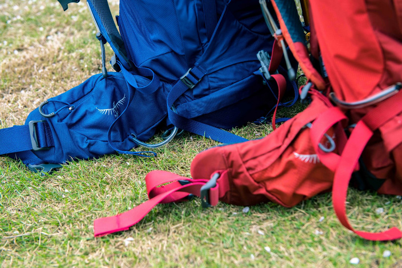 小鹰登山包老款新款区别,小鹰登山包65升效果