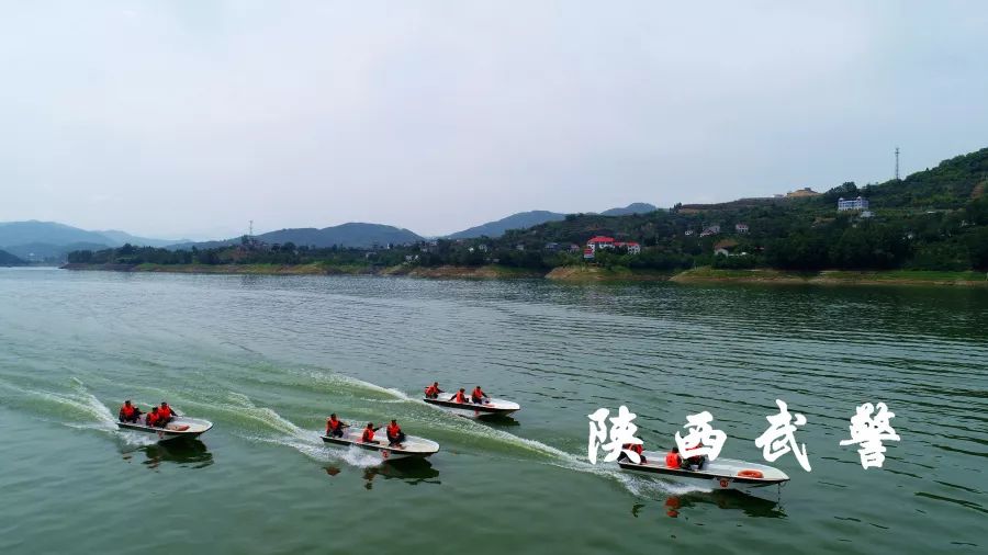 水上精兵训练方法视频,水上尖兵完整版