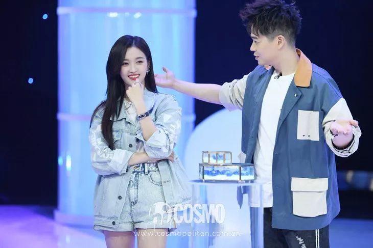 超越妹妹的视频,超越妹妹出道以前照片