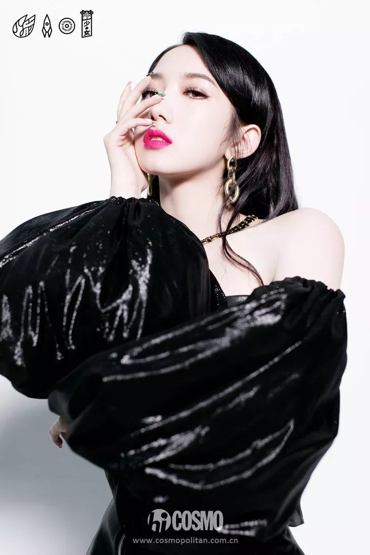 超越妹妹的视频,超越妹妹出道以前照片