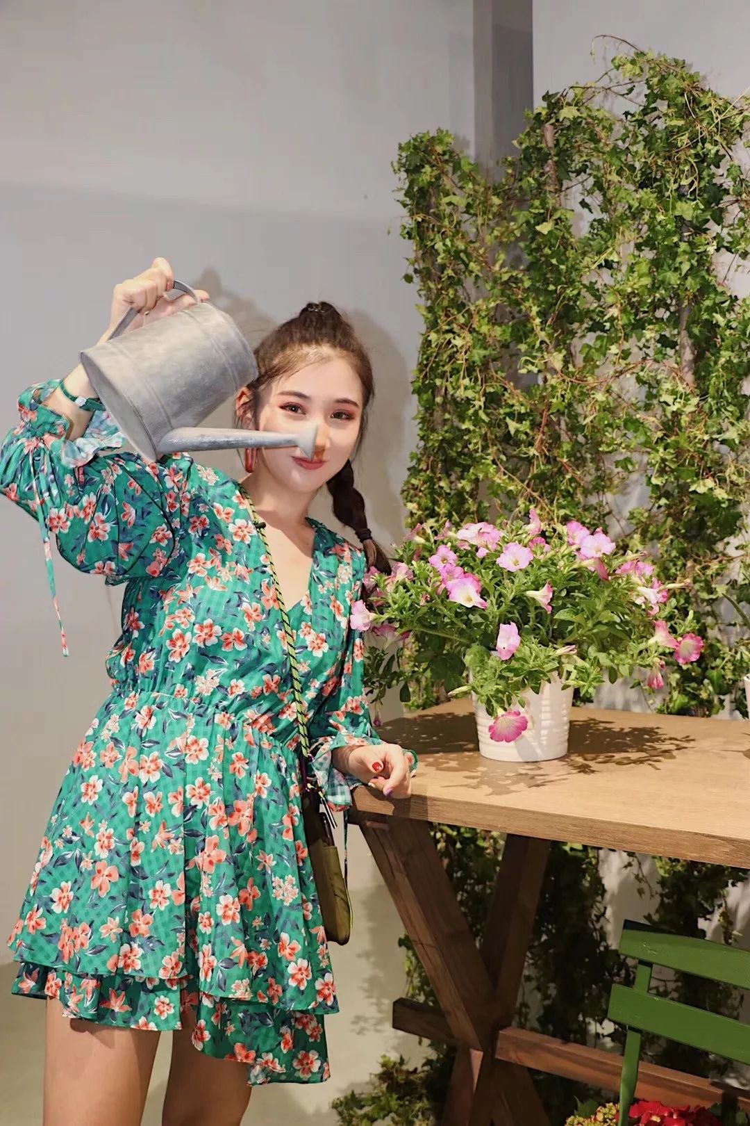 编辑部姐妹团讲解我的30套春夏灵魂穿搭