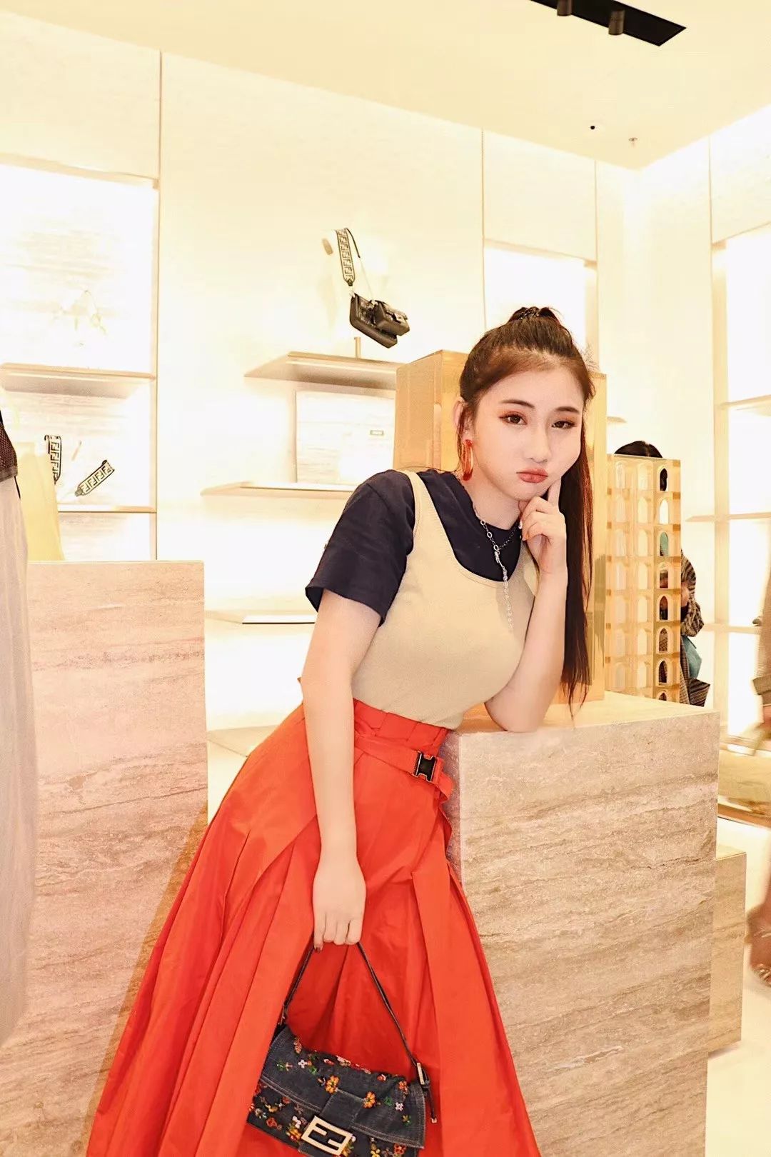 编辑部姐妹团讲解我的30套春夏灵魂穿搭