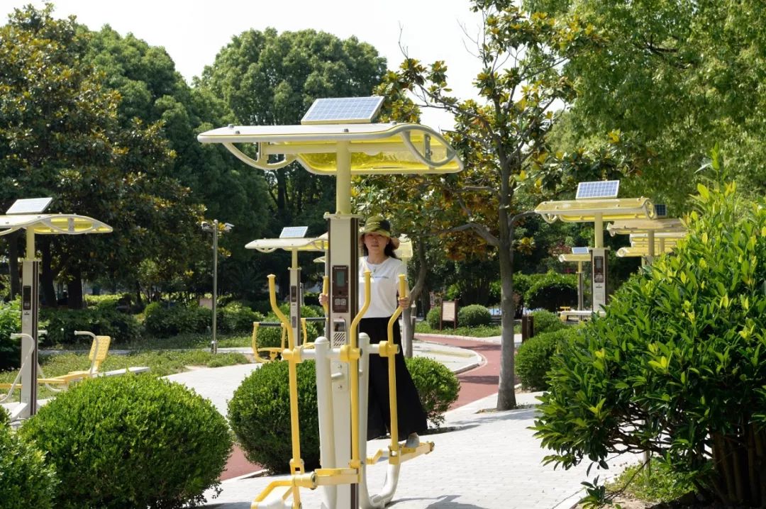 全民健身中心智能化体验,聪颖社区健身中心全部开放