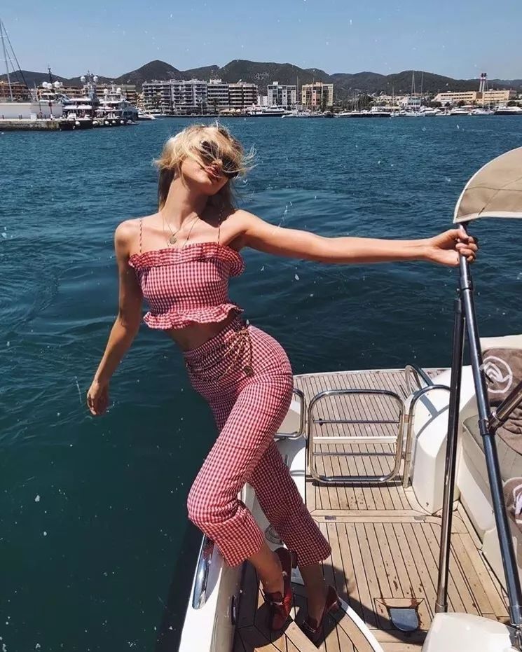 閫傚悎搴﹀亣鐨勬梾琛岀 (搴﹀亣蹇呭甫鐨勪笢瑗挎梾琛岀)