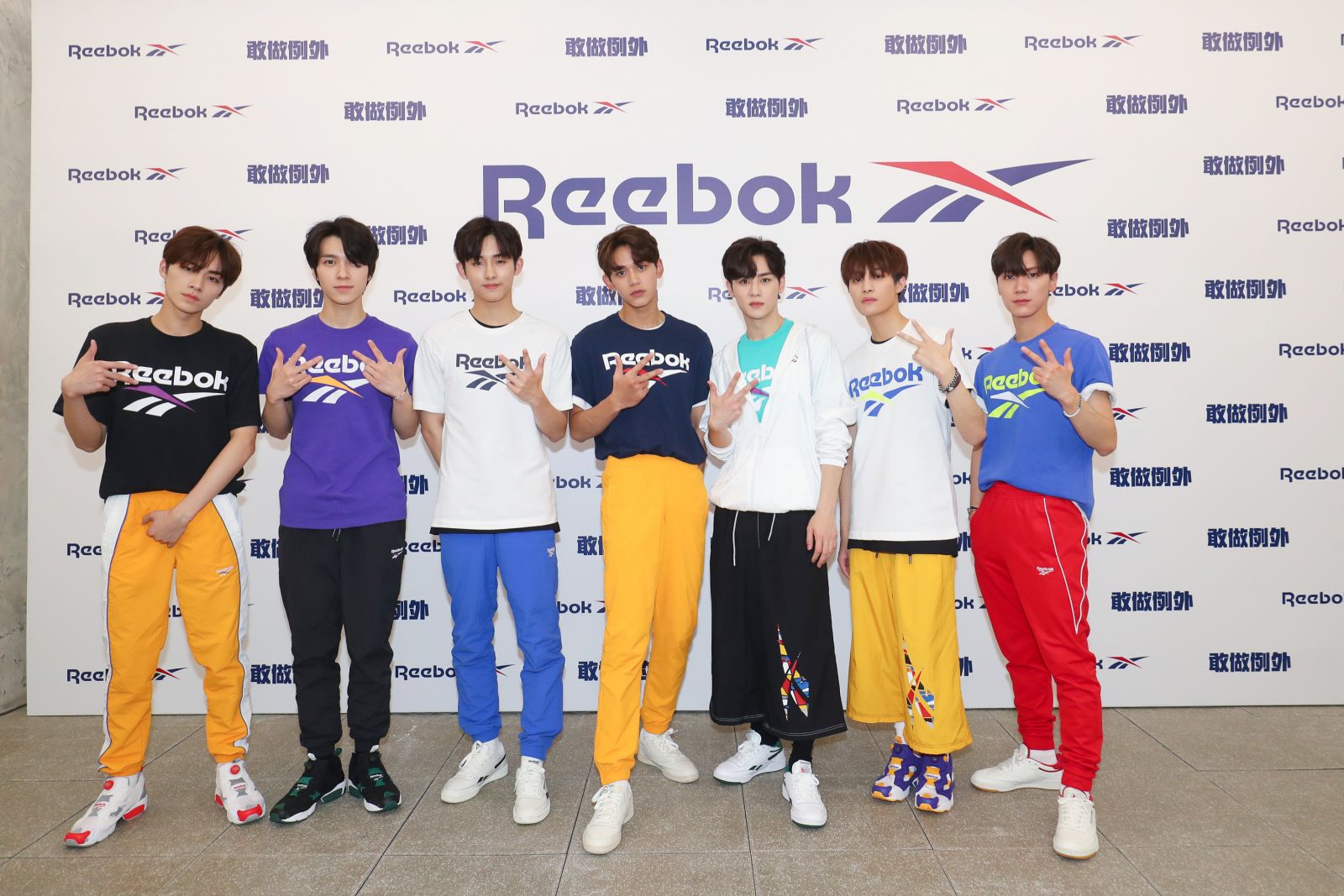 reebok新品,敢做例外上海时装周reebok开幕秀