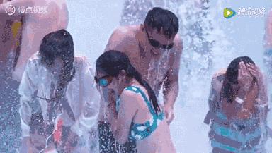 「长隆玩水季」￥84起畅玩长隆水上乐园，女士票/中高考生票/夜场票任你挑！还有电影主题智能民宿，轻松玩转长隆