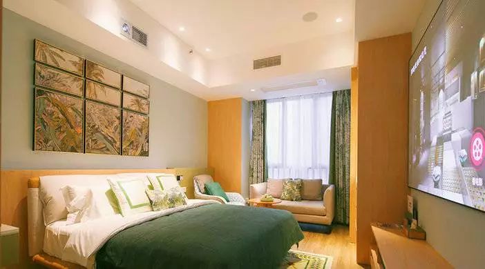 「长隆玩水季」￥84起畅玩长隆水上乐园，女士票/中高考生票/夜场票任你挑！还有电影主题智能民宿，轻松玩转长隆