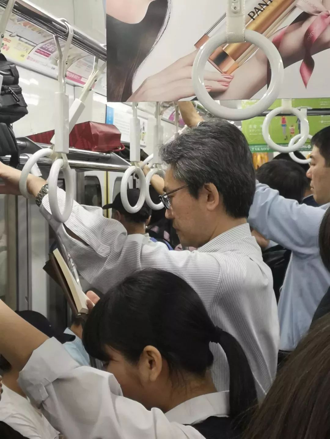 为什么现在人都喜欢去日本 (为什么很多人喜欢去日本)