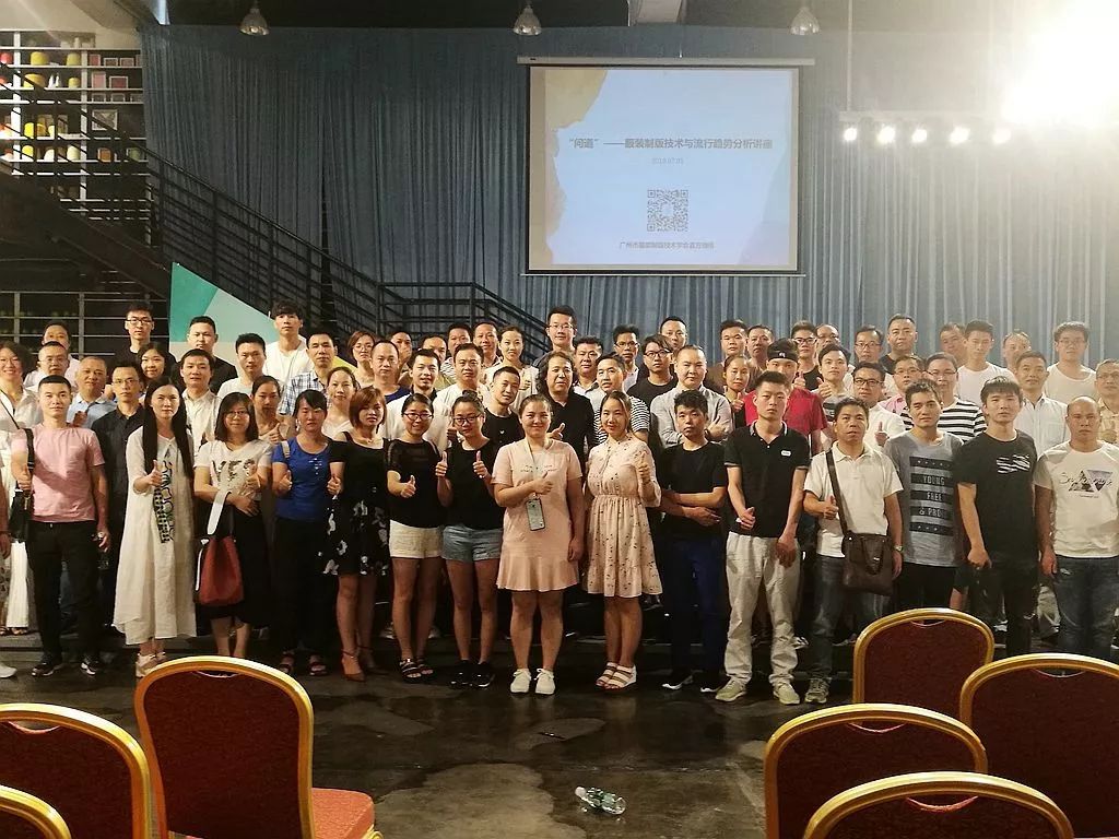 鏈嶈璁插骇涓婚,鏈嶈鐗堝瀷璁茶В