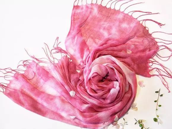 植物染布简单教程,绿色植物扎染怎么做