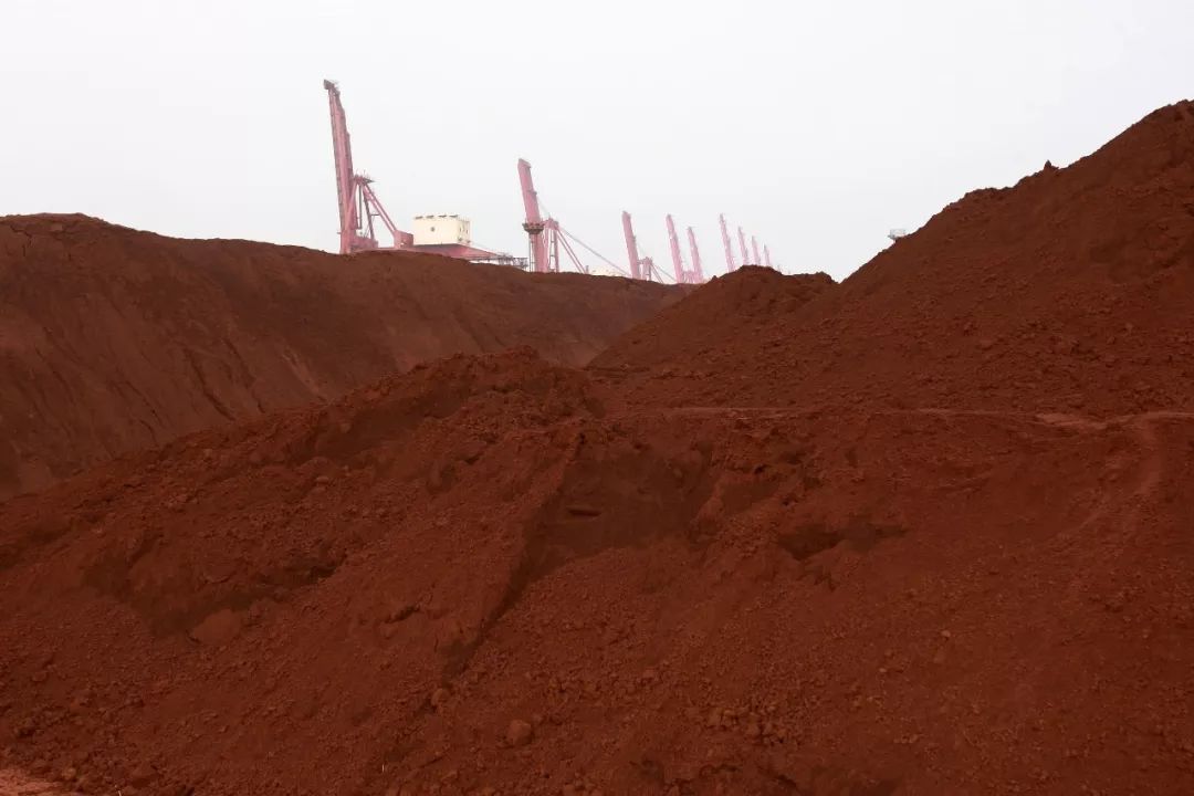 来自一线的*土稀**调查：美国为什么急了？