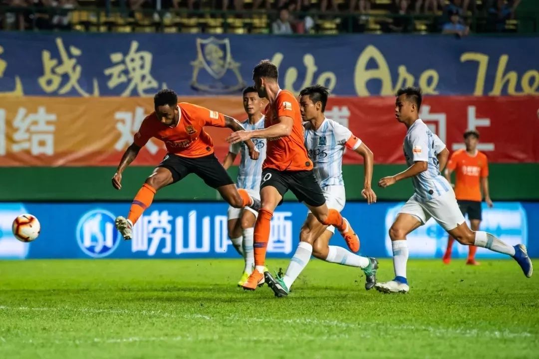 逆转夺冠震撼瞬间,武汉卓尔2:2绝平梅县铁汉