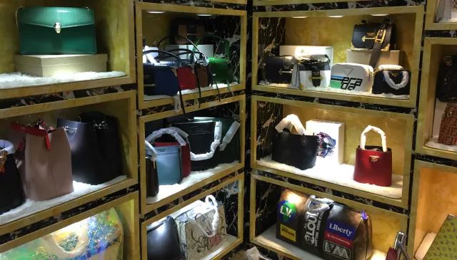 代购奢侈品包包造假,揭露奢侈品海外代购造假