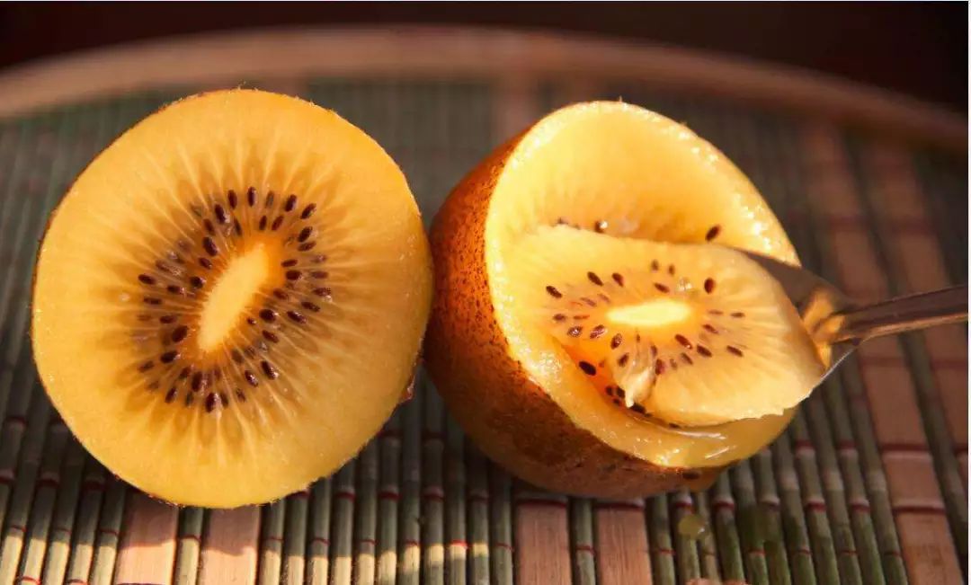 880力荐丨满满维C智利进口金果！现在下单仅需：39.8元/箱（12颗）包邮到家