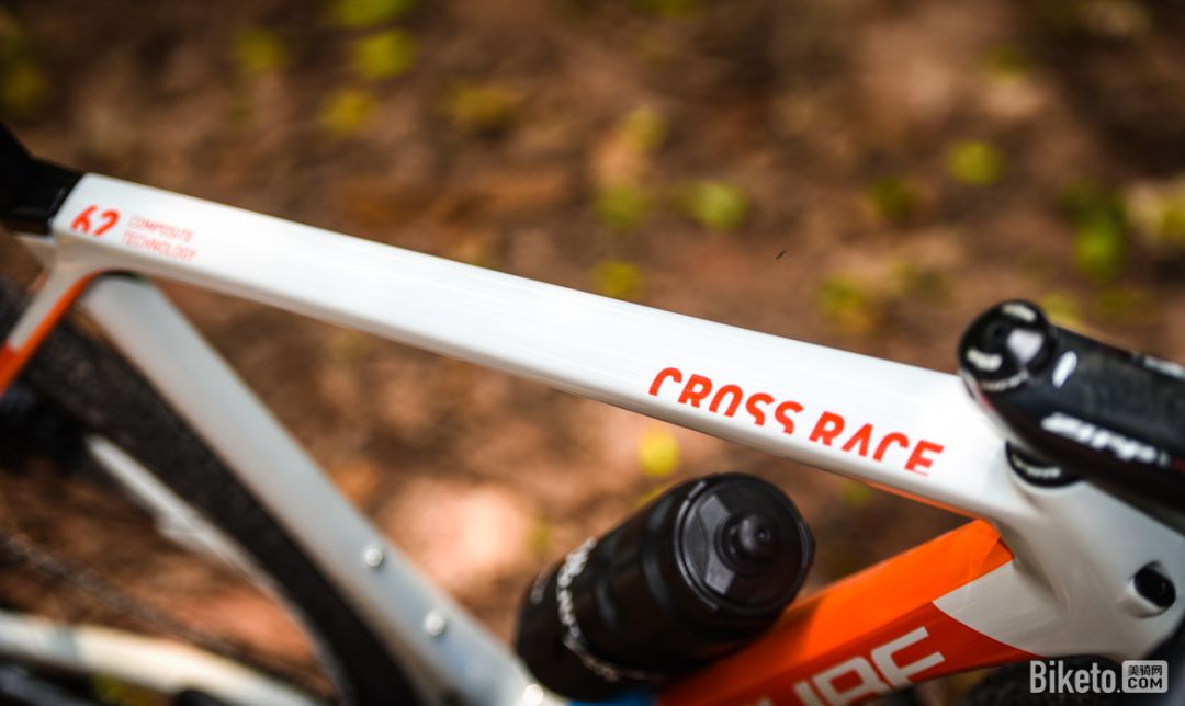 一车遛天下？小编为什么要选CUBECROSSRACE越野公路车