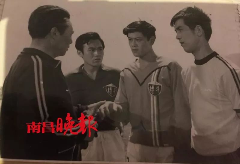 中国女足杀进世界杯！队长是江西师大研究生