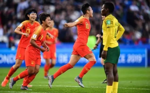 李影女足直播回放,中国女足李影霸气