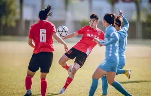 李影女足直播回放,中国女足李影霸气