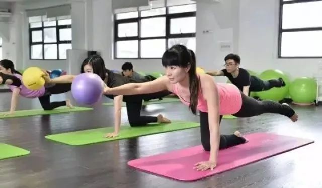 二胎后的孙俪图片,孙俪二胎穿衣