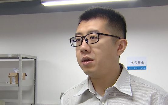 给手机贴上防辐射贴真能防辐射吗,手机防辐射贴真的有用吗