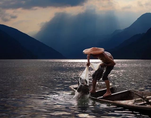 长阳是一个山清水秀的好地方,长阳很美的城