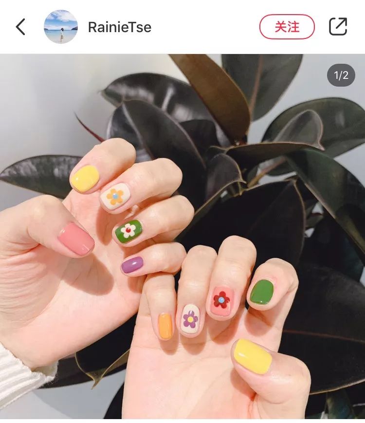 为什么我女朋友的照片头上都是蝴蝶？