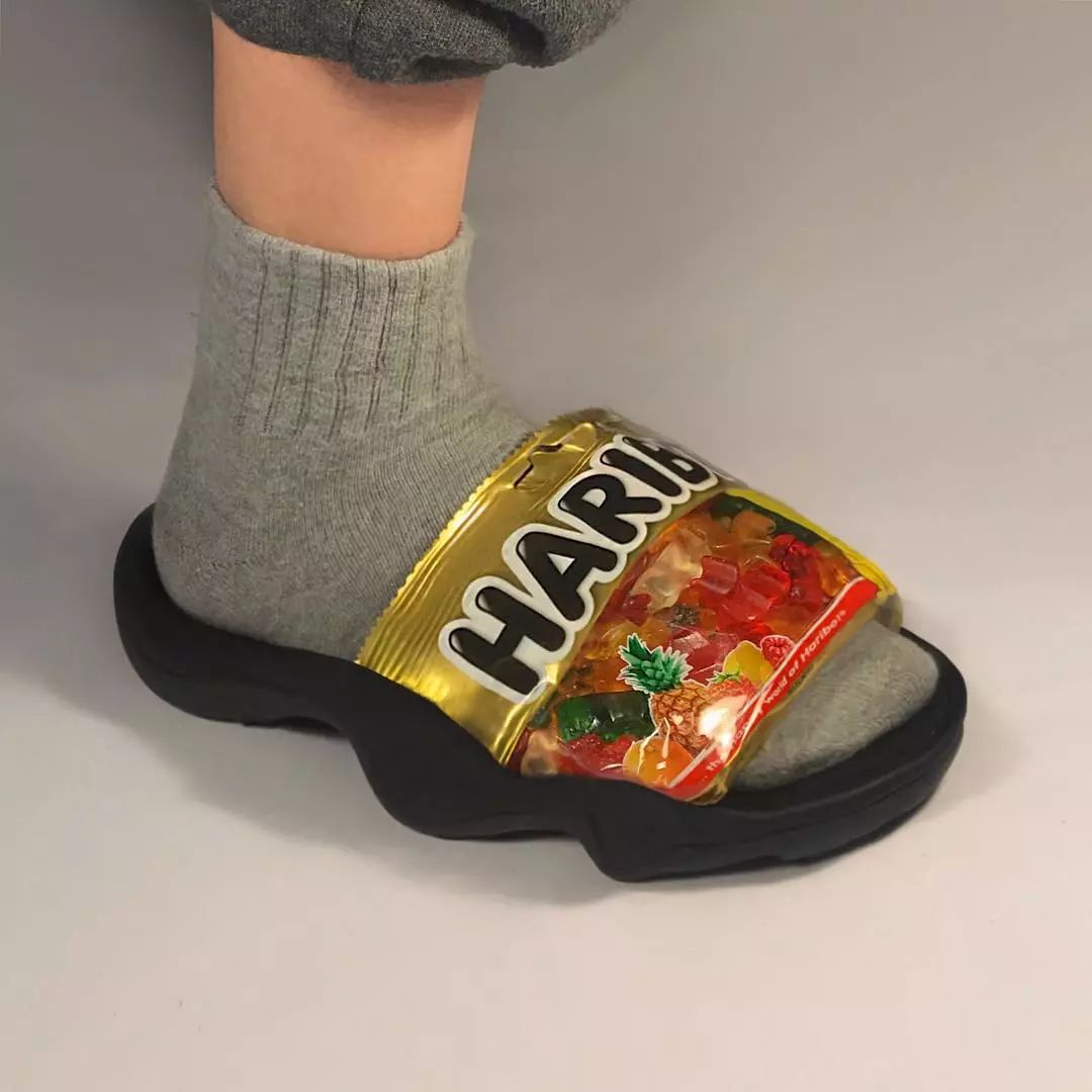 现在年轻人无聊,为啥现在年轻人恋爱那么无聊