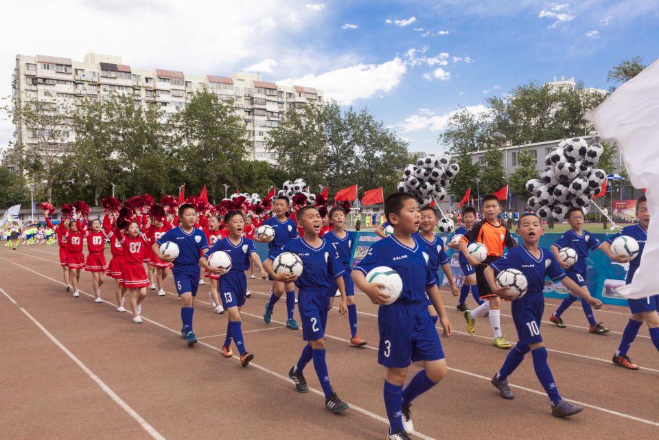 班班踢球，校校有队！校园足球，这个学区交上这样一份答卷！