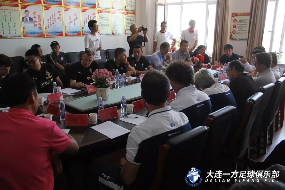 「蓝·青训」专家团完成10所基地校考察城市足球底蕴助力发展