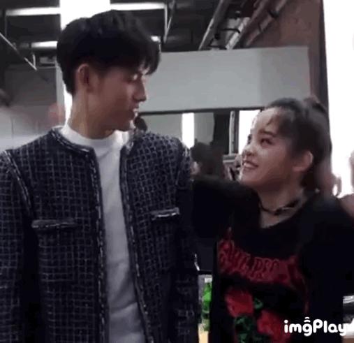 配你一脸,配一脸是啥意思