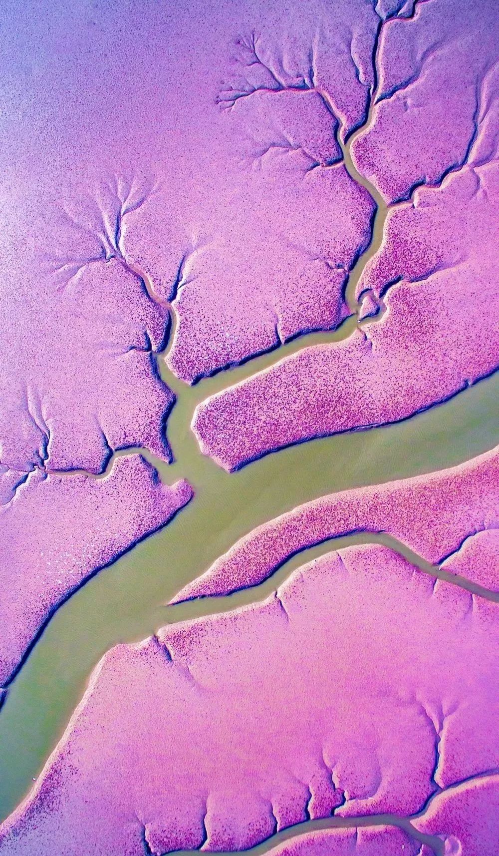 「荐读」朋友圈消失两年，他独自航拍中国，照片惊艳世界