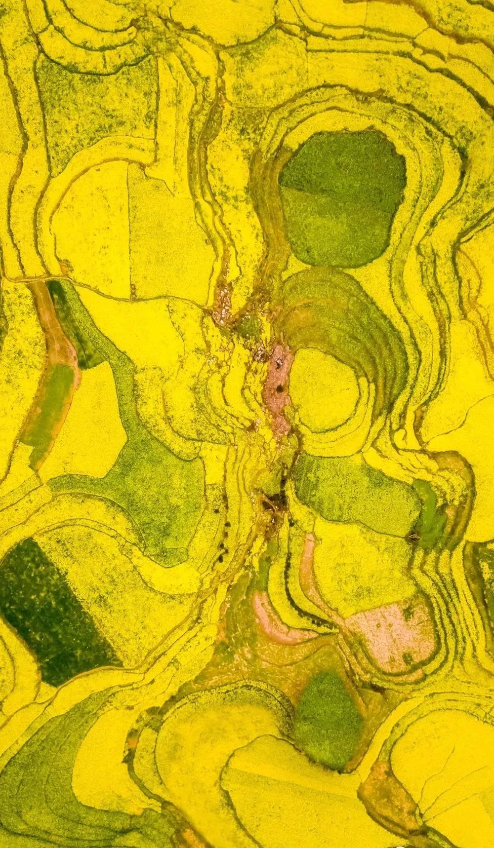 「荐读」朋友圈消失两年，他独自航拍中国，照片惊艳世界