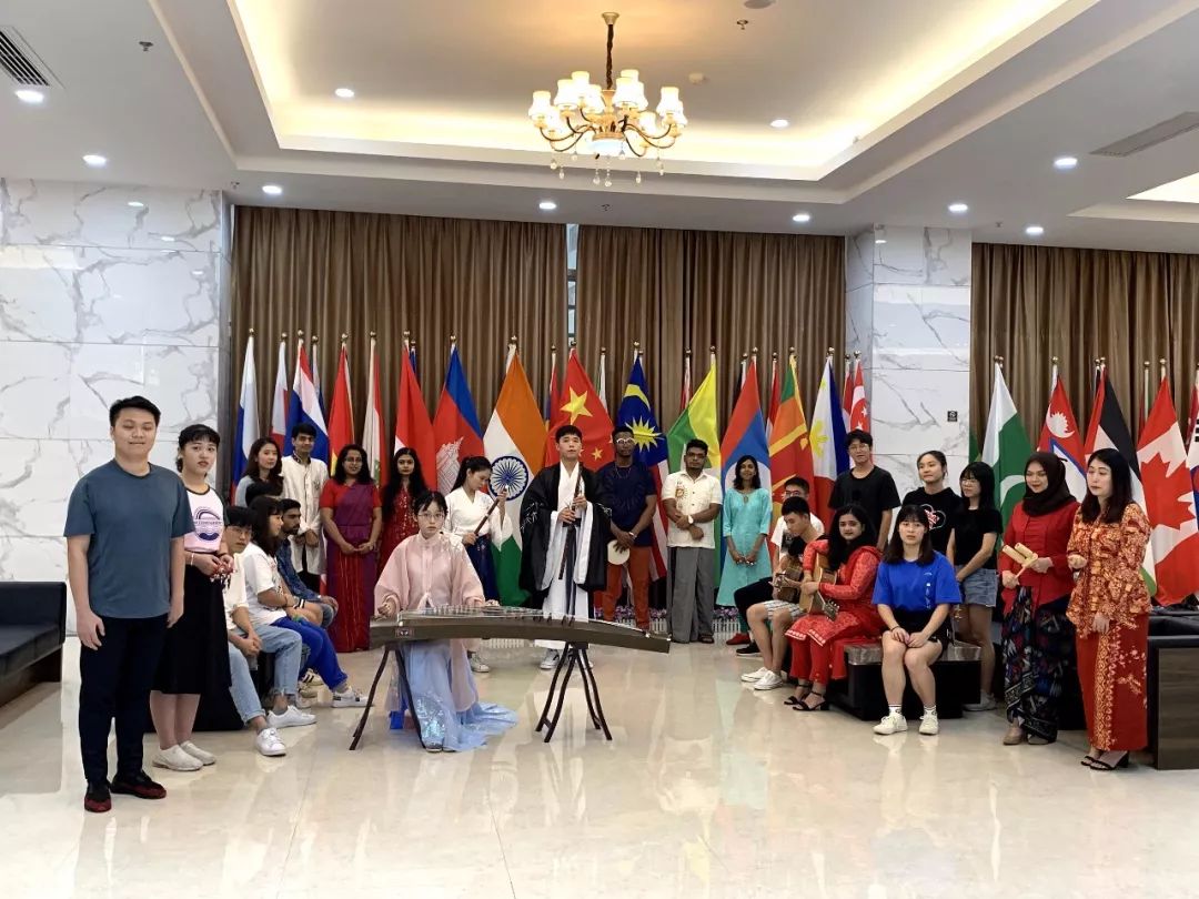 广西高考排名十万能进什么大学,广西高考排名12万可以去什么学校