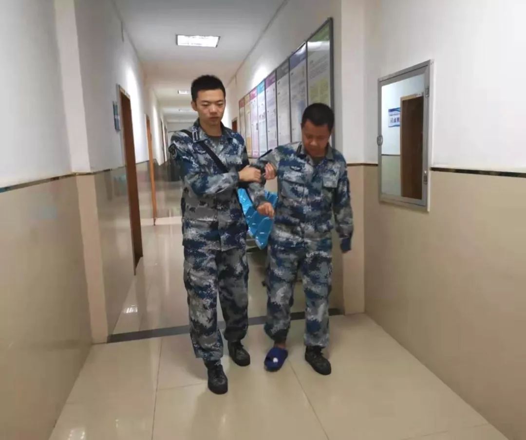 外科医生甲沟炎,甲沟炎医生推荐