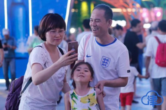 天津奥城夜市开街纳客终于找到夏夜的正确打开方式