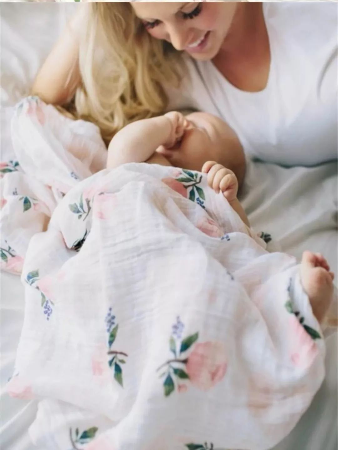 婴儿浴巾面巾,婴儿用的四层纱布浴巾