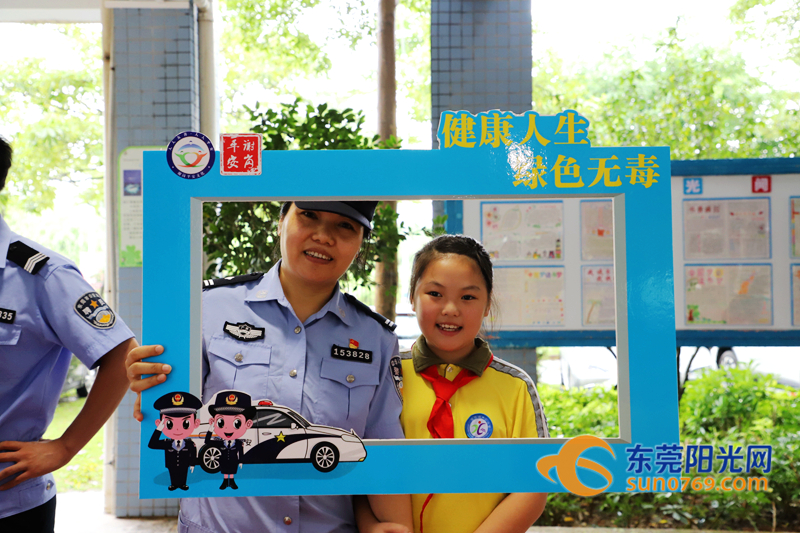 这东西比毒蛇更可怕！今天东莞各地花样“怼”它还专门建了个基地