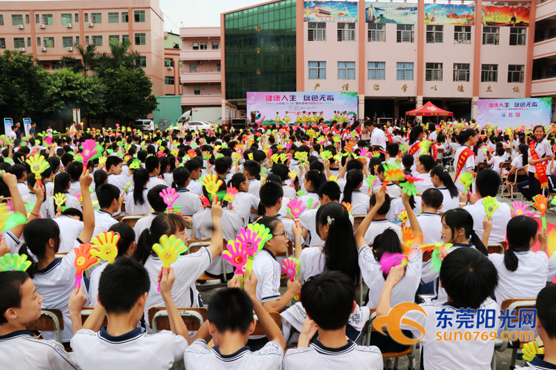 这东西比毒蛇更可怕！今天东莞各地花样“怼”它还专门建了个基地