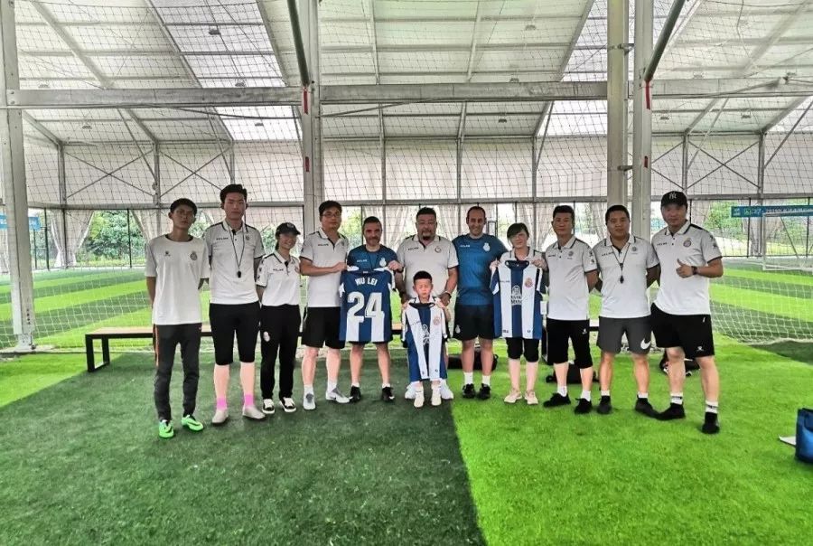 长沙西班牙教练足球夏令营,西班牙人足球俱乐部夏令营