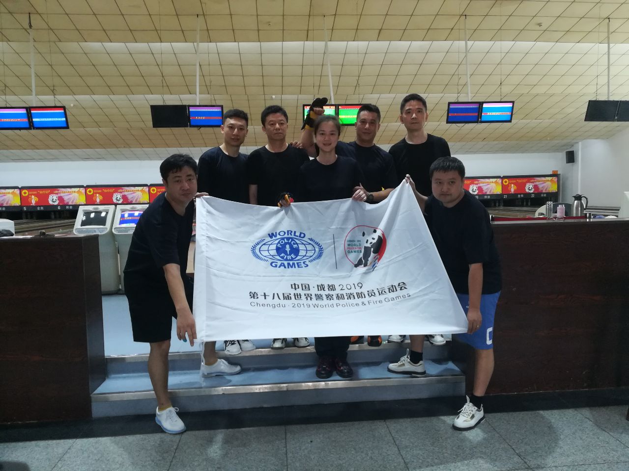 探访全国首支公安棒球队：男女混编，力争佳绩