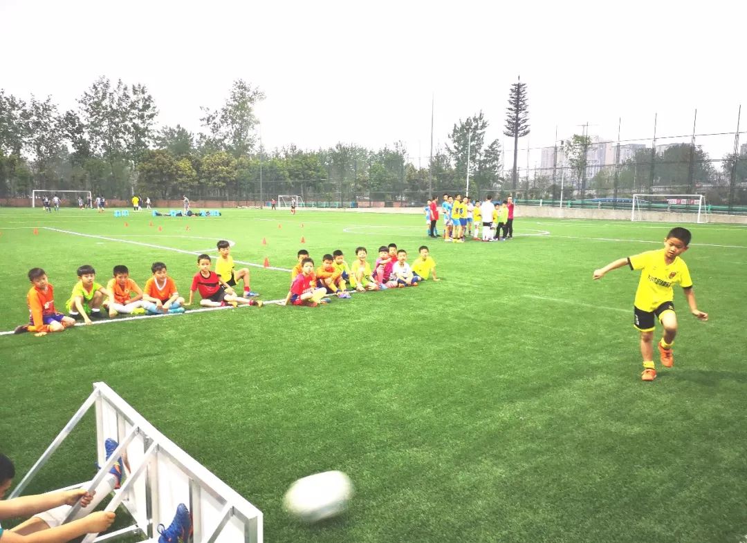 恒大足球学校2019年火热招生，后勤保障堪比中超俱乐部