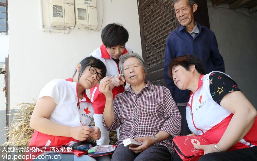 家庭急救包必备物品图片,家庭用的急救包是什么