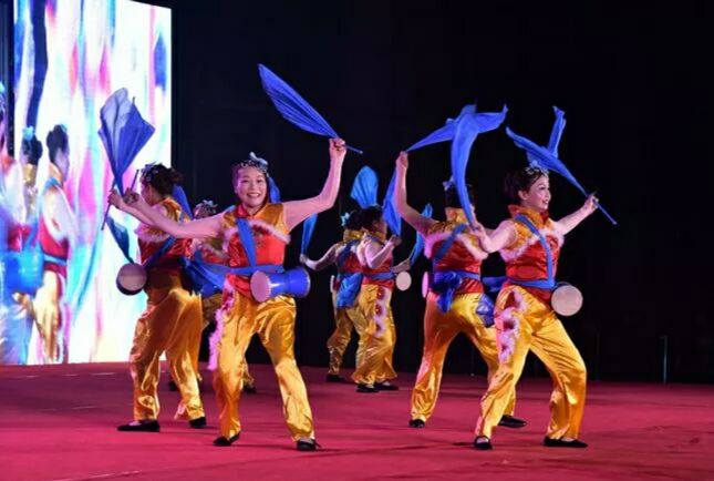 湖北潜江杨市广场舞,2019中国广场舞大赛荆州站